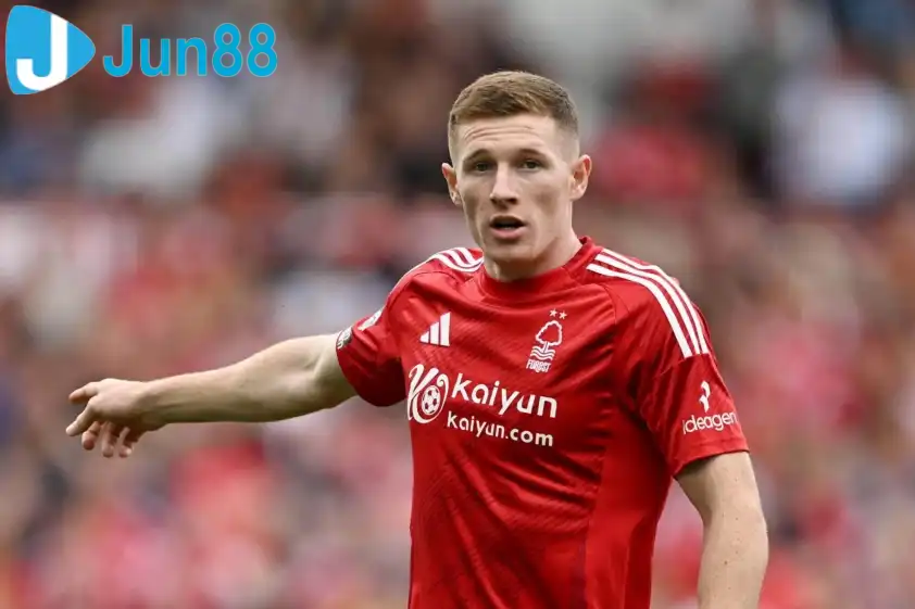 MU được cho là sẵn sàng chi đậm cho Elliot Anderson (Ảnh: TNYT). MU được cho là sẵn sàng chi đậm cho Elliot Anderson (Ảnh: TNYT).