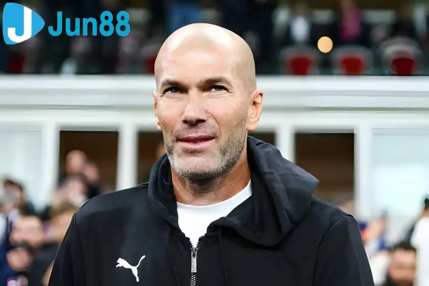 ĐT Pháp được cho là bến đỗ tiếp theo của Zidane (Ảnh: GOAL). ĐT Pháp được cho là bến đỗ tiếp theo của Zidane (Ảnh: GOAL).