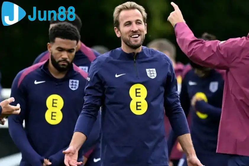 Kane sẽ tiếp tục dẫn dắt hàng công “Tam sư” trong chiến dịch vòng loại World Cup 2026 (Ảnh: GOAL).