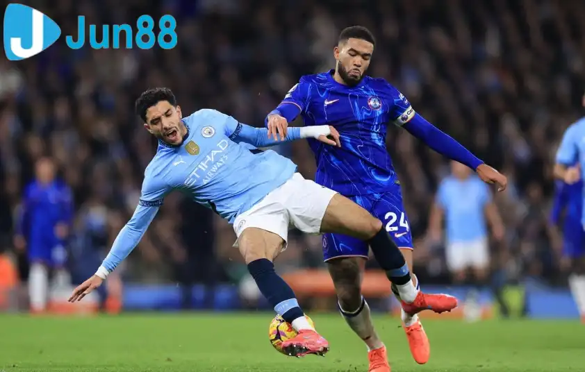 Marmoush vẫn chưa trở lại sau chấn thương (Ảnh: SkySport)