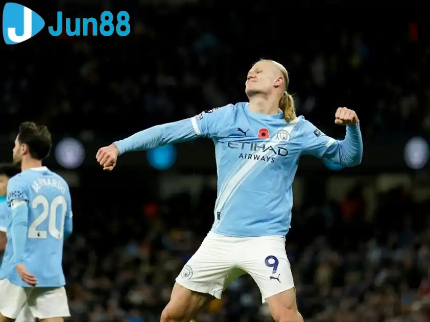 Haaland đang bùng nổ trong màu áo Man City (Ảnh: OneFootball)